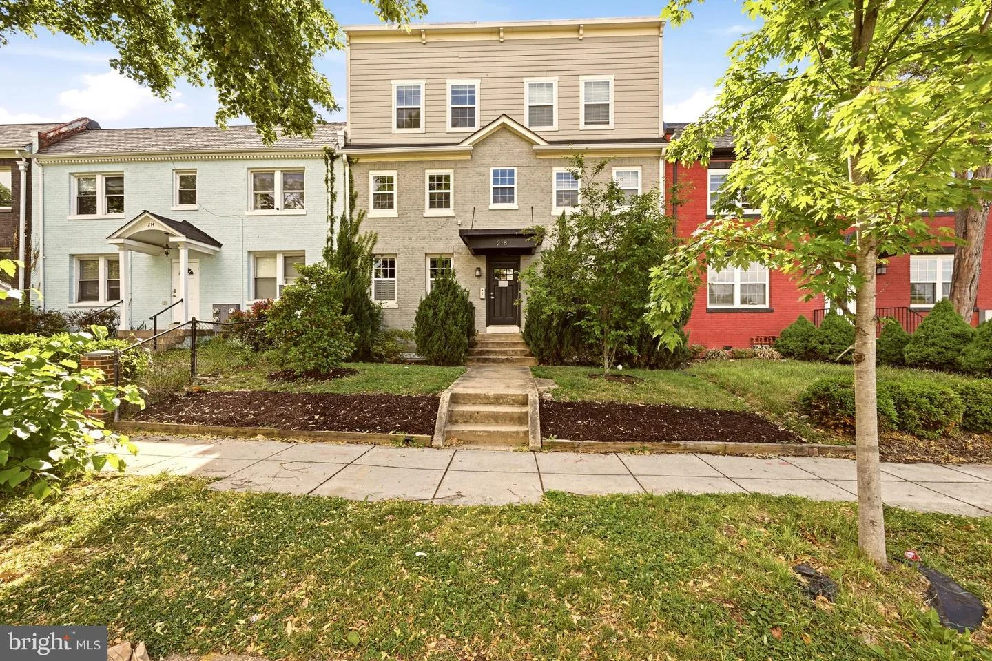 218 20th Street NE Unit 3