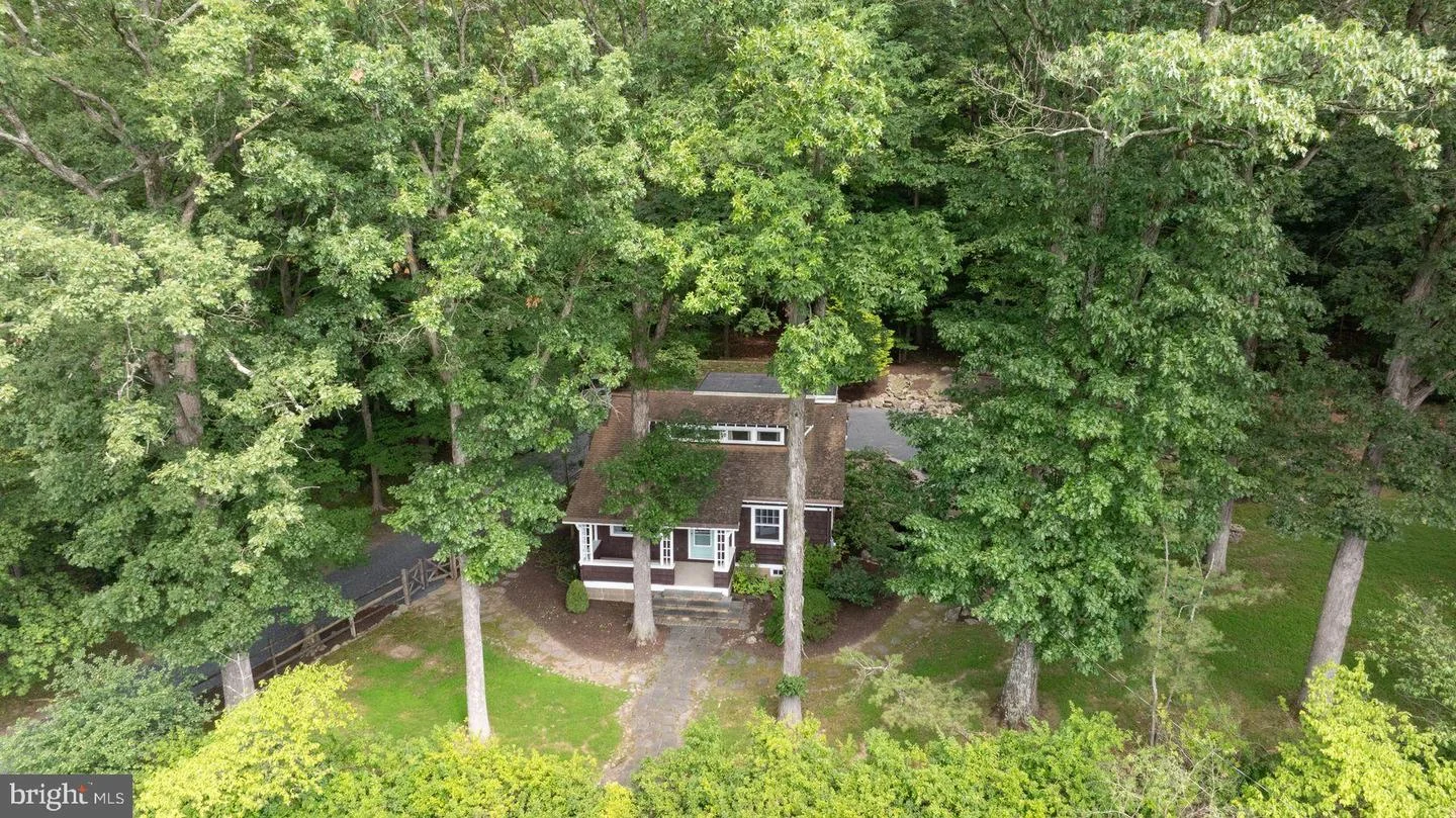 2942 Windy Bush Road