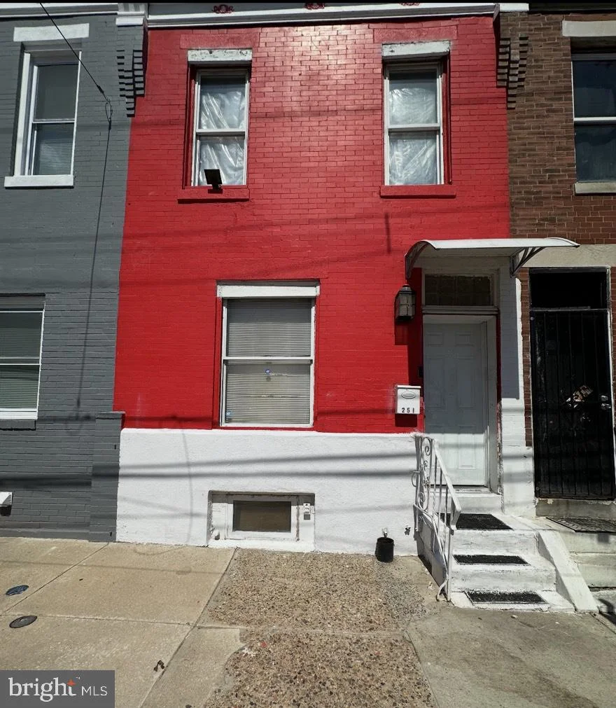 251 W Wingohocking Street