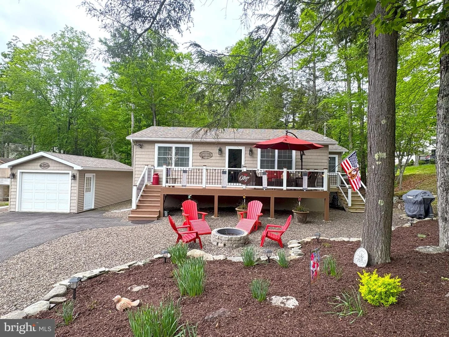 1039 Rolling Hills Dr Dr, Lake Ariel, PA, 18436