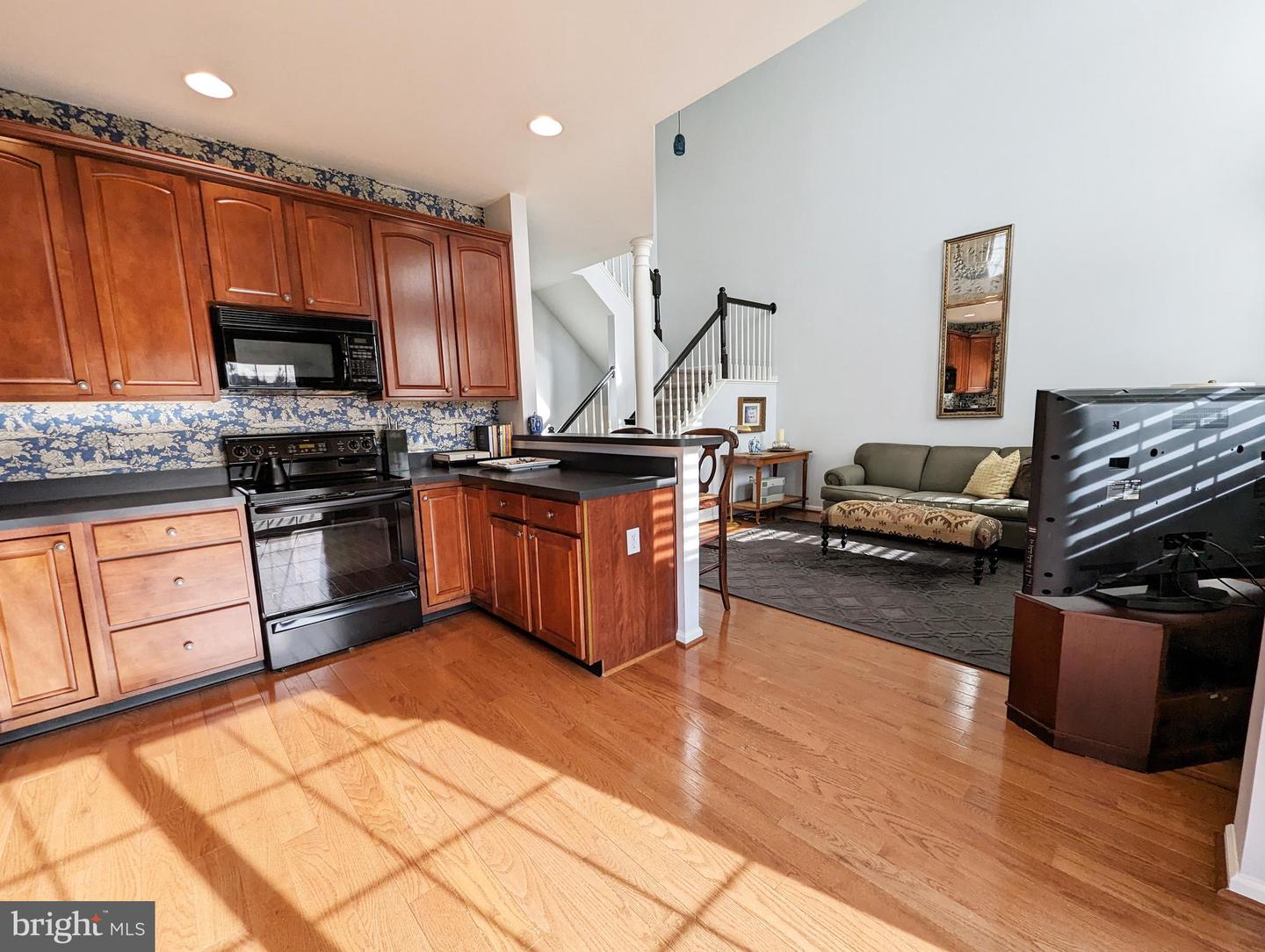 Photo 11 of 27 of 55 Dispatch Dr #227 townhome