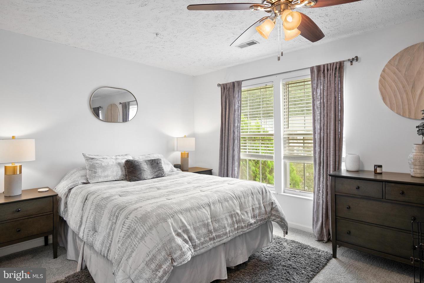 Photo 15 of 31 of 129 Paden Ct townhome