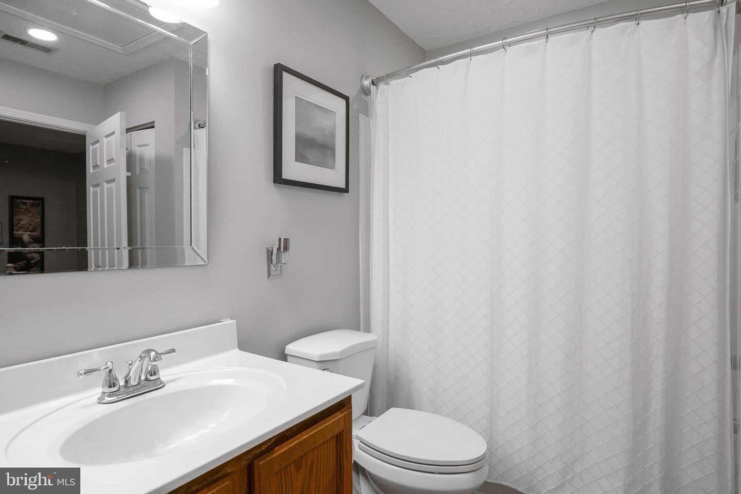 Photo 19 of 31 of 129 Paden Ct townhome