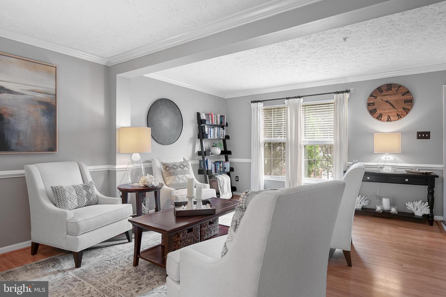 Photo 5 of 31 of 129 Paden Ct townhome