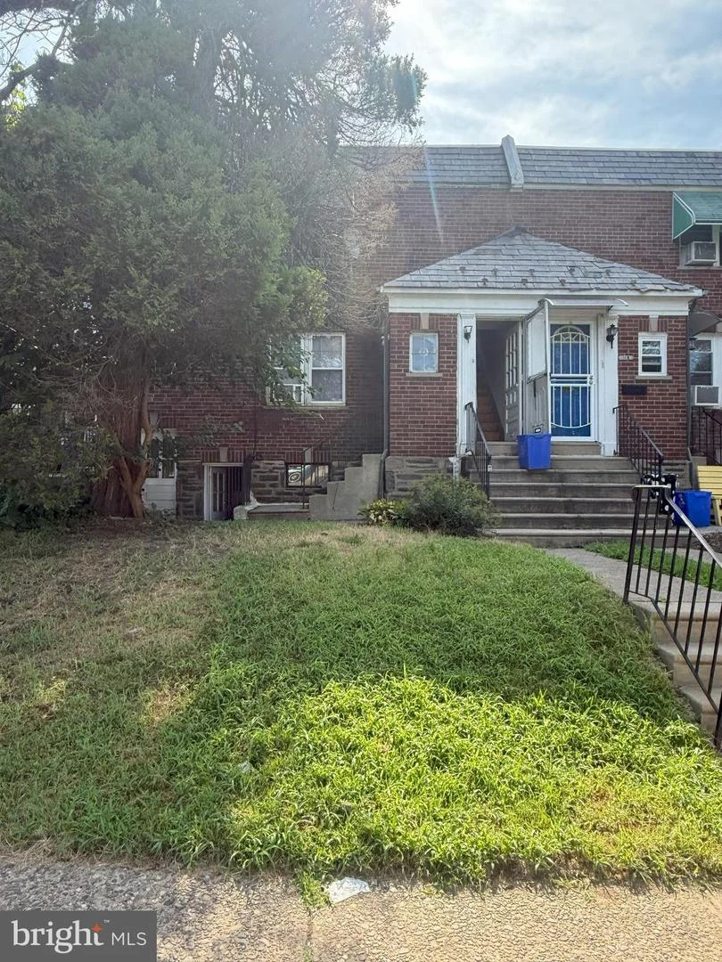 6253 N 5th Street