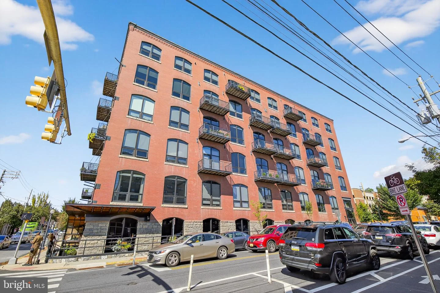 41 W Lemon Street Unit 409