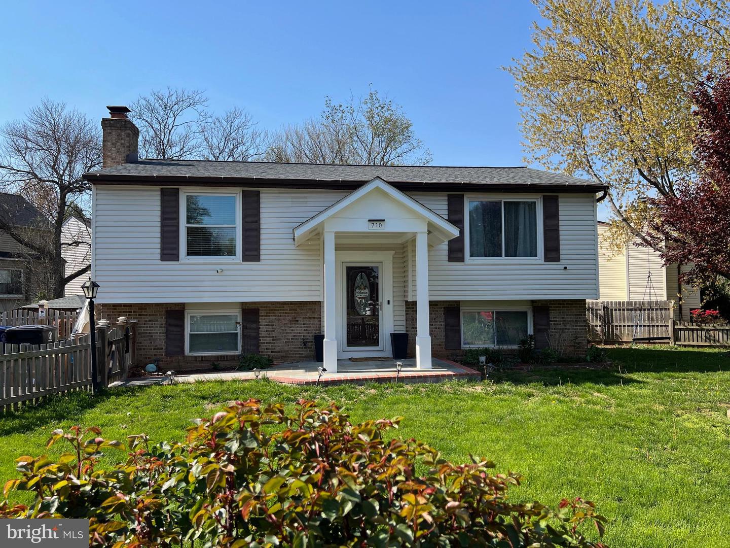 710 North St NE