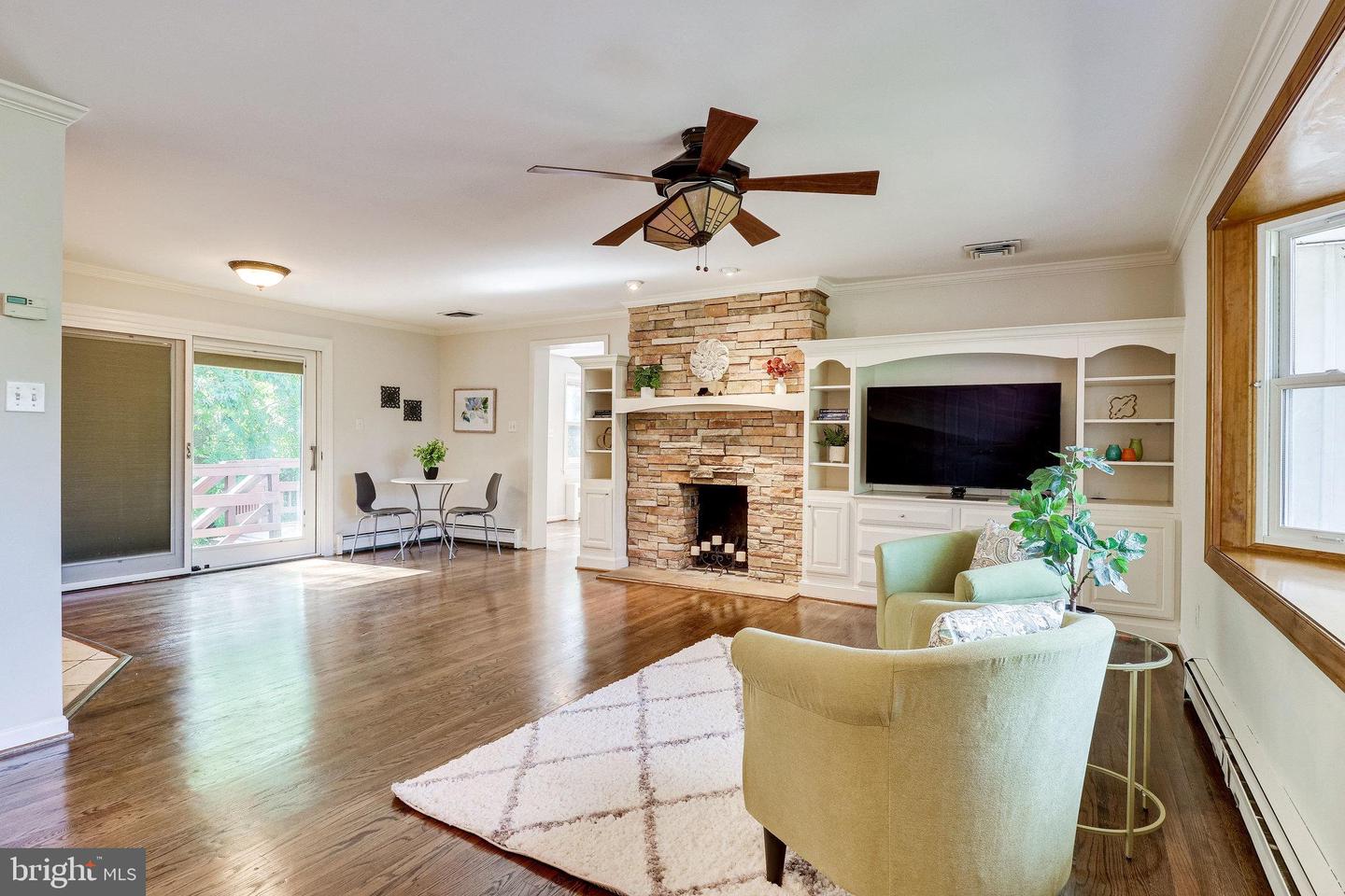 Photo 6 of 76 of 4108 High Point Ct house