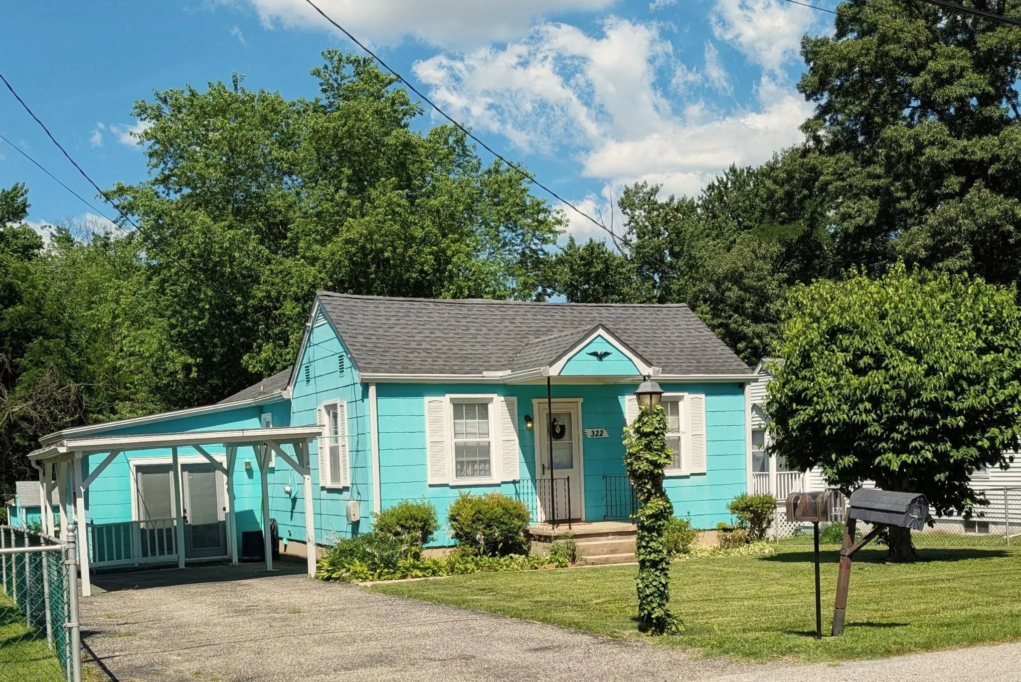 322 Sassafras Road