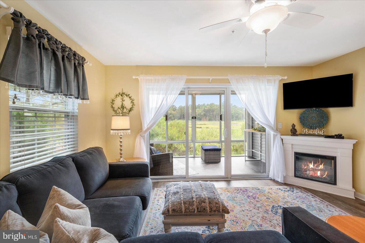 Photo 11 of 67 of 37494 Pettinaro Dr #8801 condo