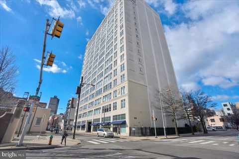 Condominium in Philadelphia PA 1100 Vine STREET.jpg