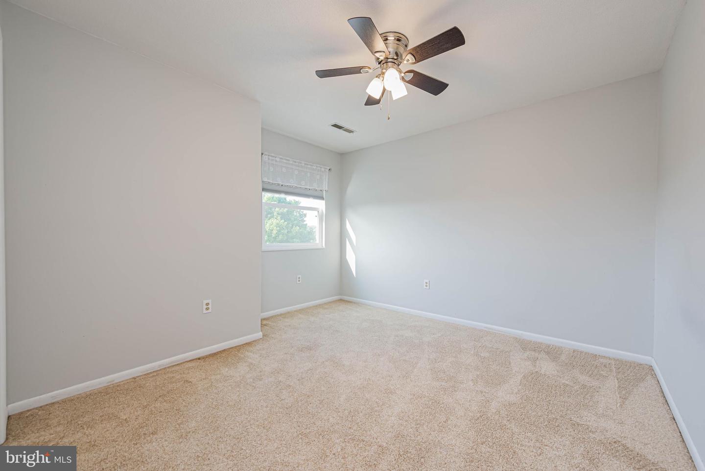 Photo 12 of 26 of 38287 Cardinal Ln #136 townhome
