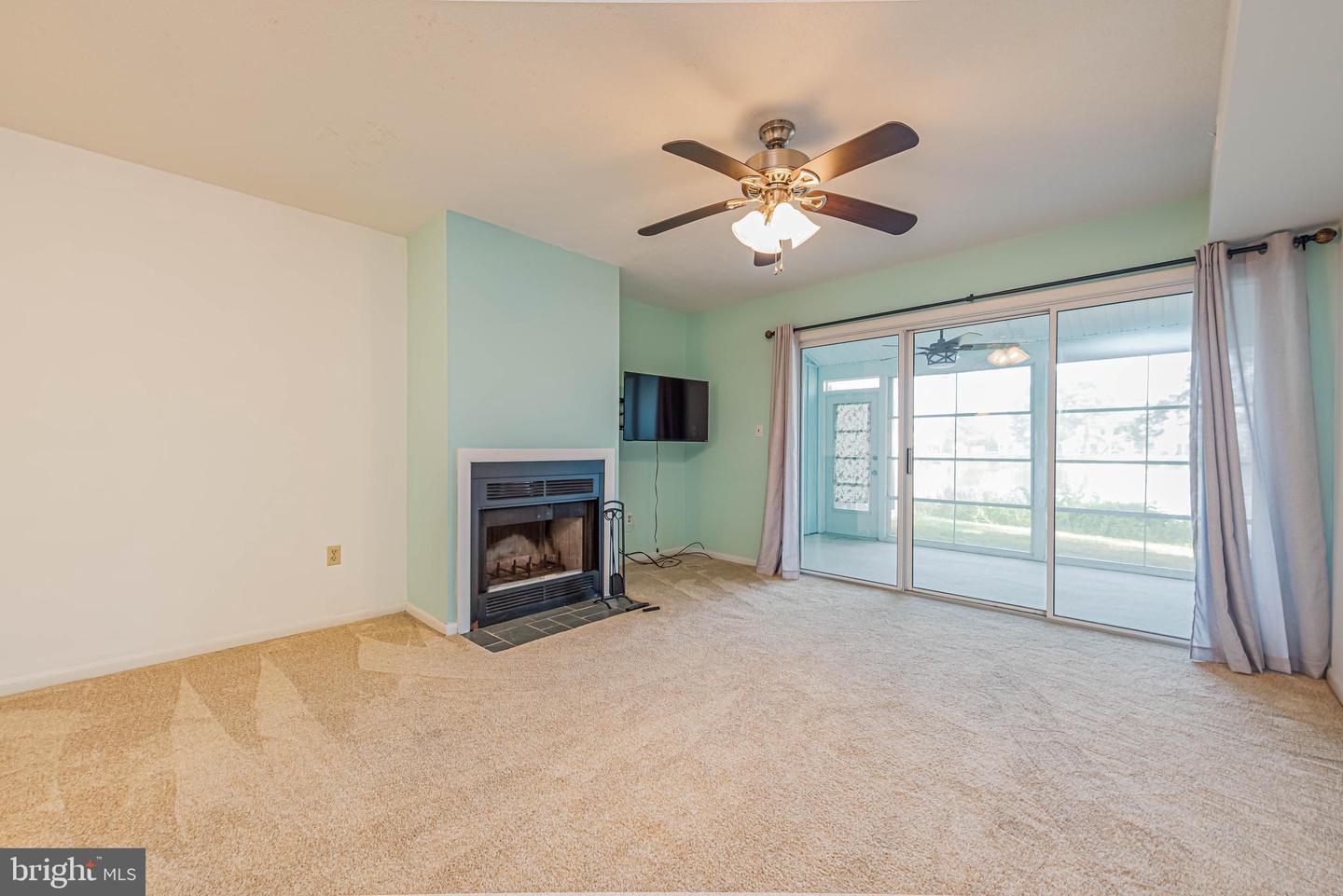 Photo 5 of 26 of 38287 Cardinal Ln #136 townhome
