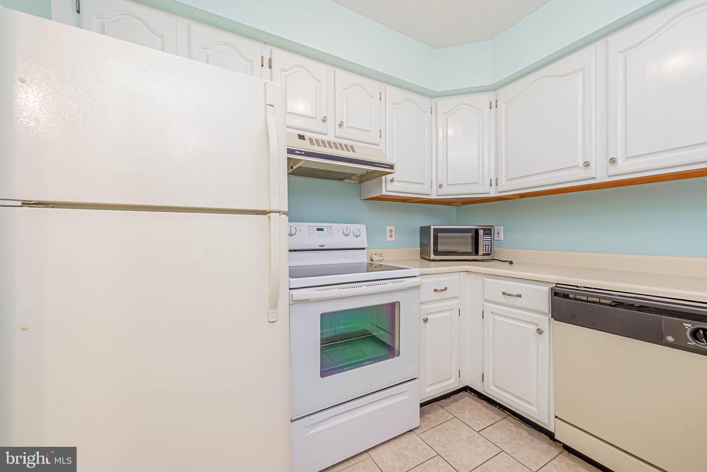 Photo 9 of 26 of 38287 Cardinal Ln #136 townhome