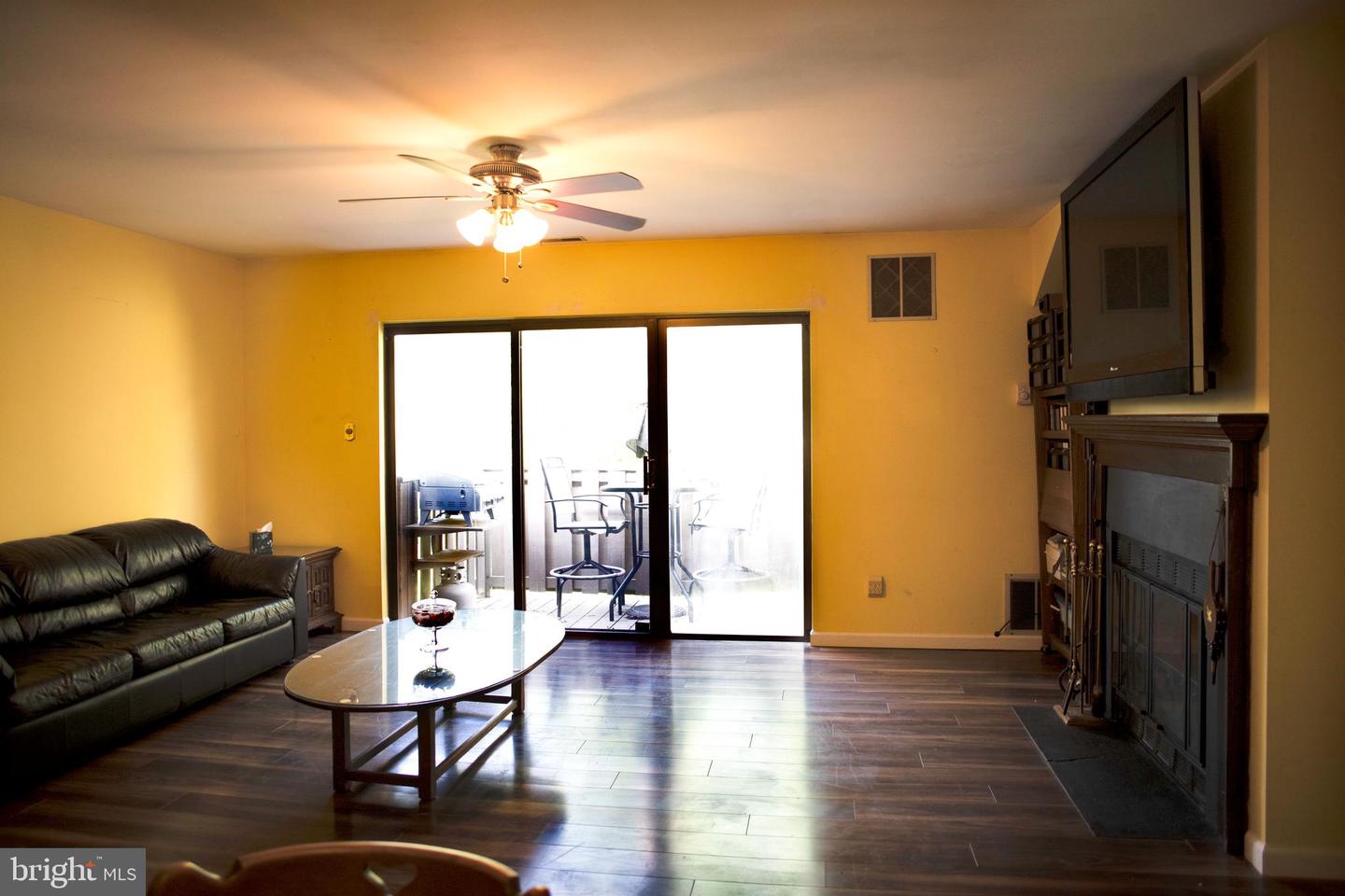 View North Wales, PA 19454 condo