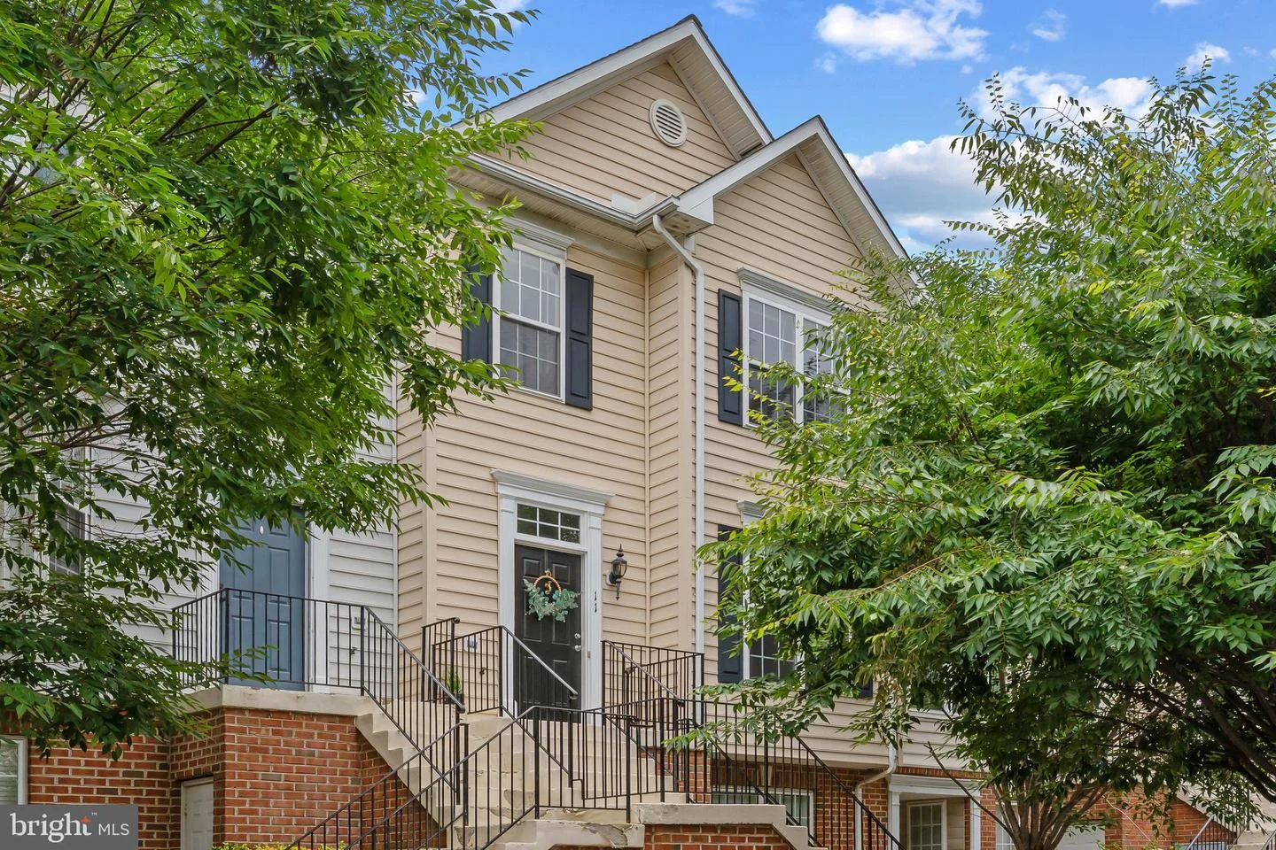 11 Harbour Heights Drive Unit 11