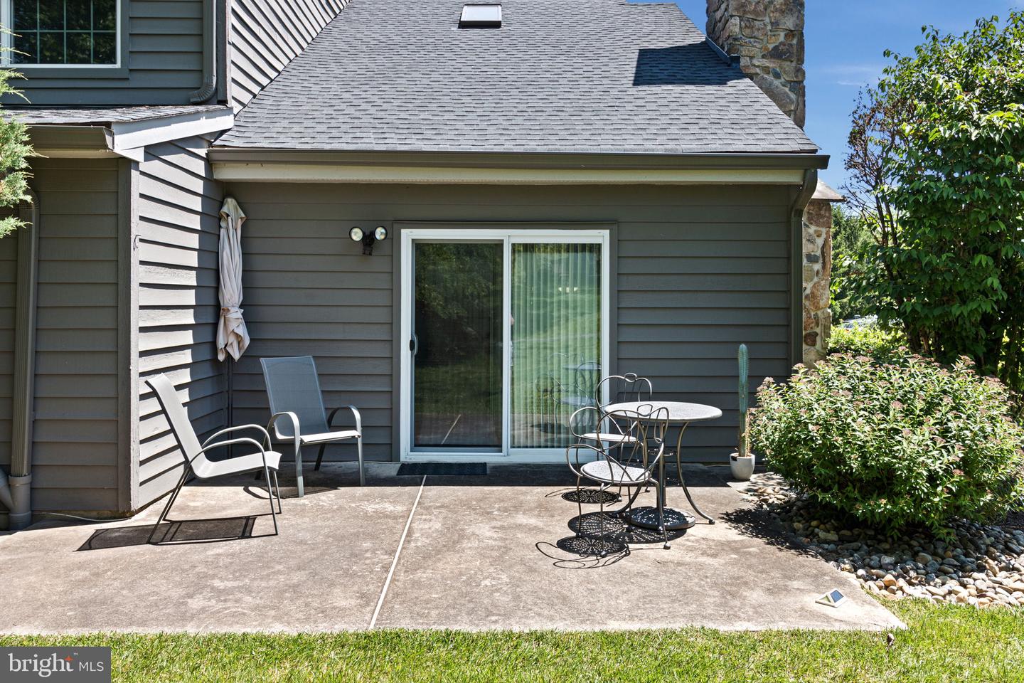 Photo 27 of 31 of 6-H Brookline Ct townhome