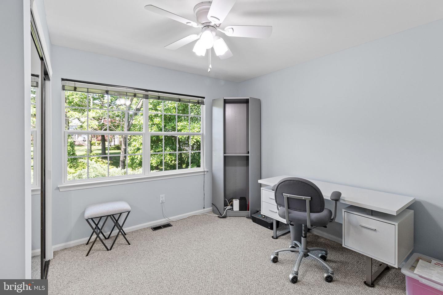 Photo 18 of 31 of 6-H Brookline Ct townhome