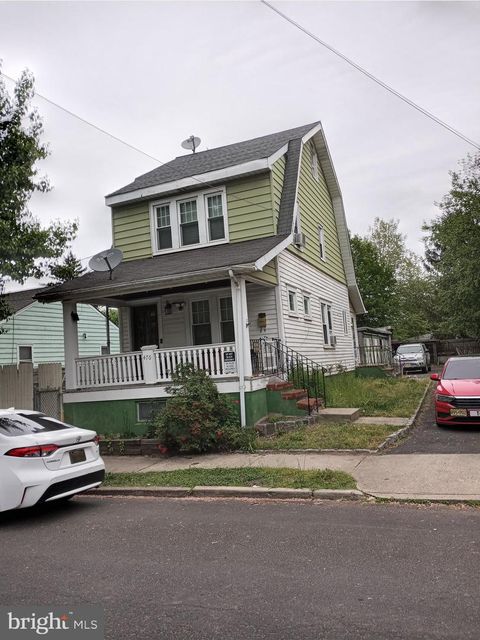 Single Family Residence in Trenton NJ 472-476 Logan AVENUE.jpg