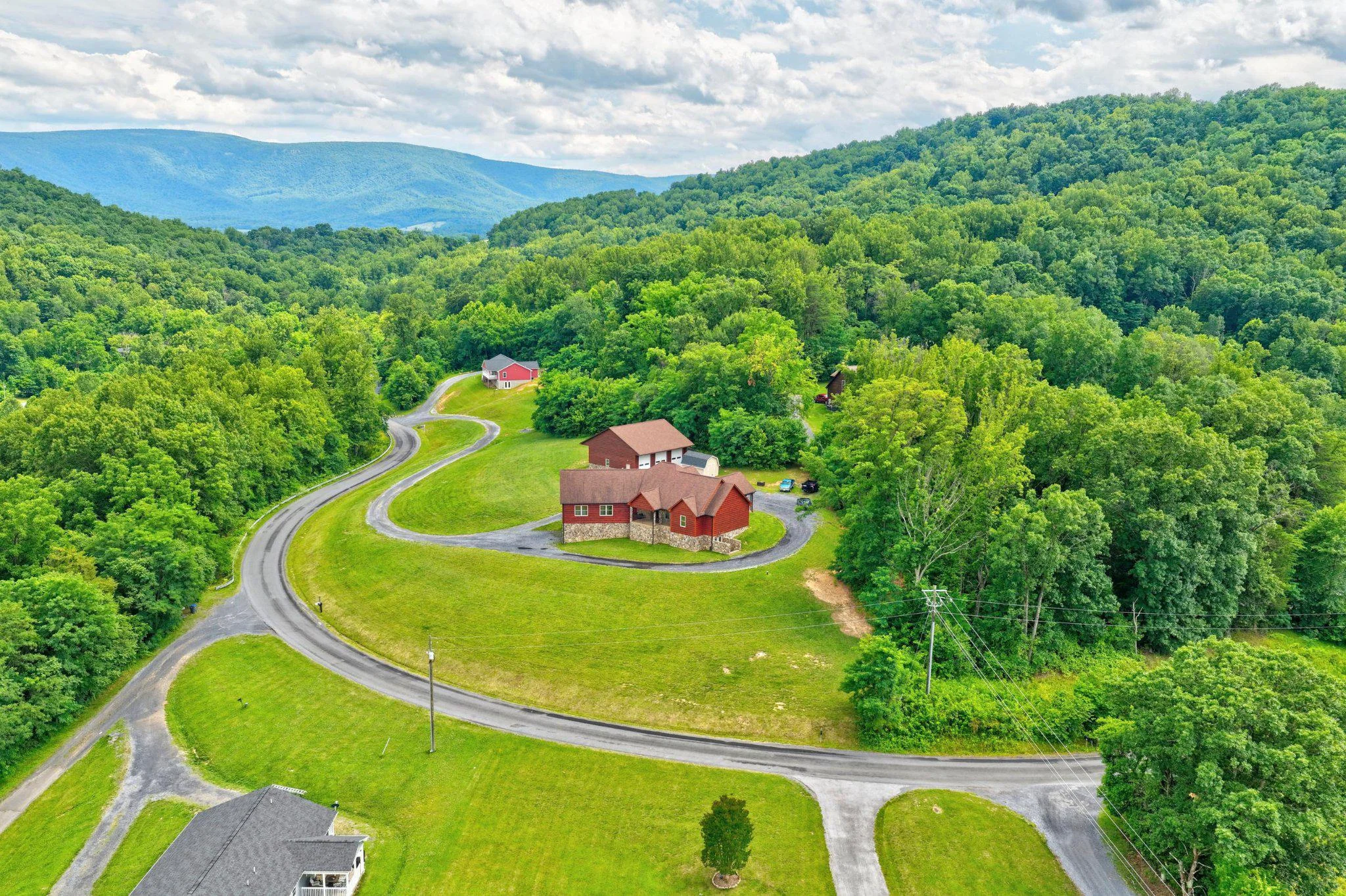 1996 Buck Mountain Road, Bentonville, VA, 22610