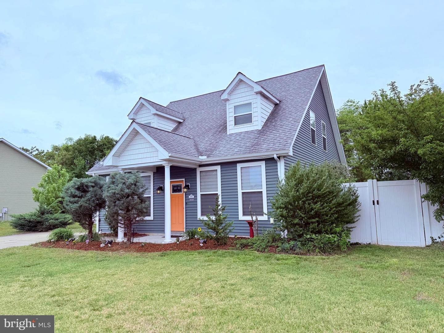 Listing image 4