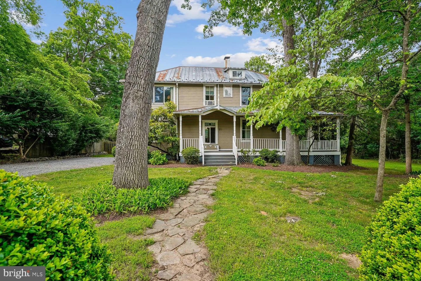 16 Maple Avenue, Washington Grove, MD, 20880