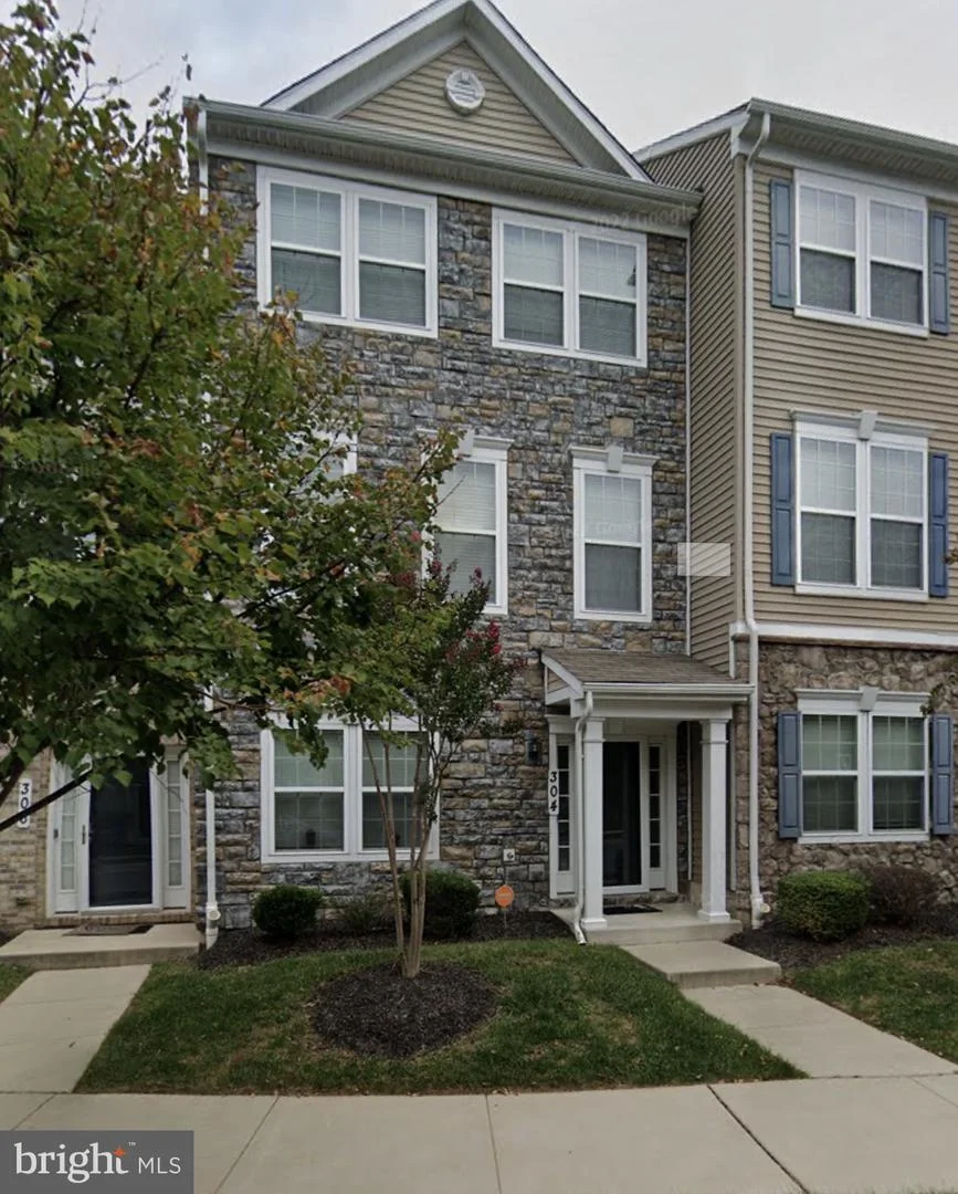 304 Paladium Court