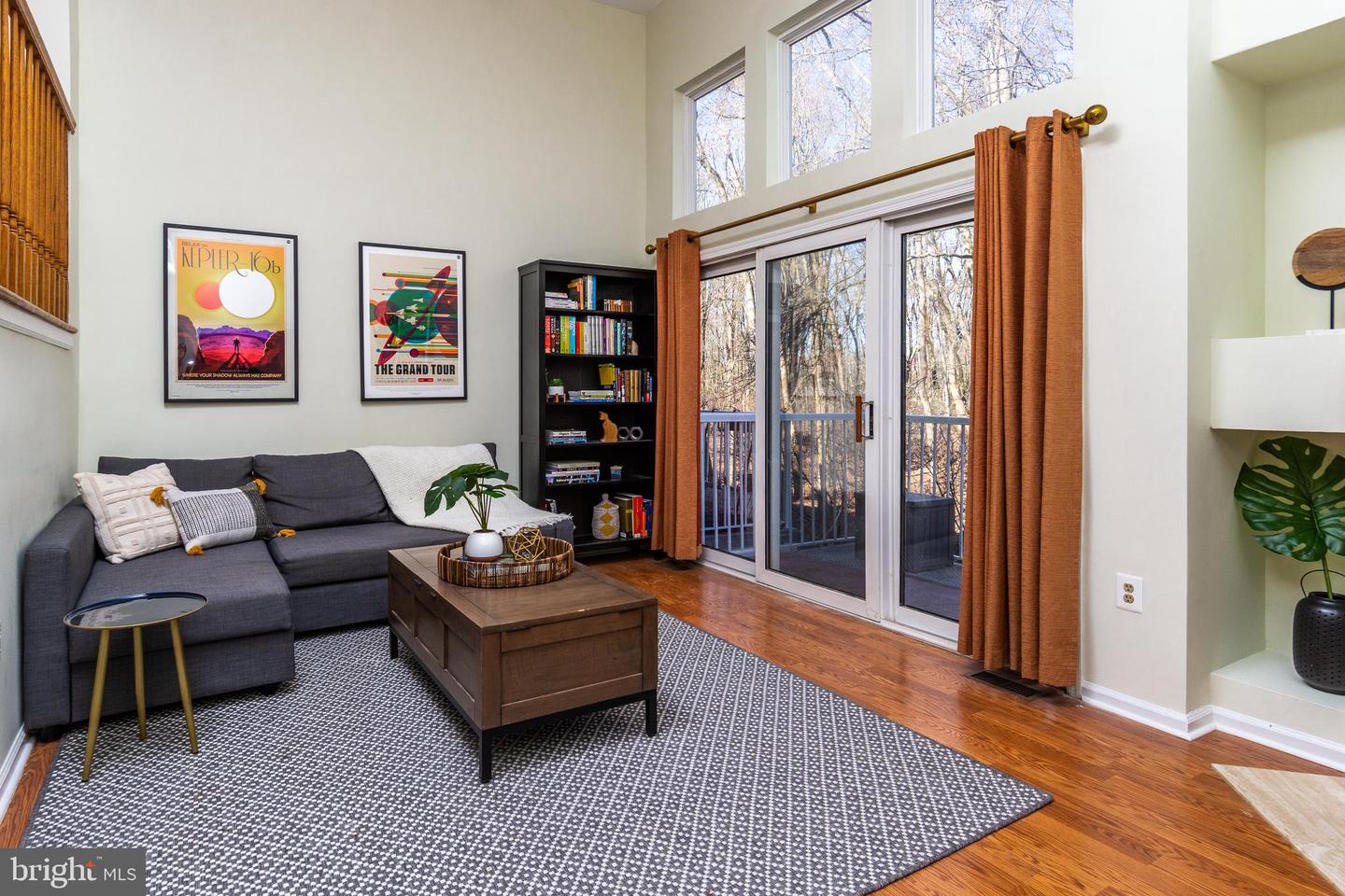 Photo 4 of 26 of 65 E Shrewsbury Pl townhome