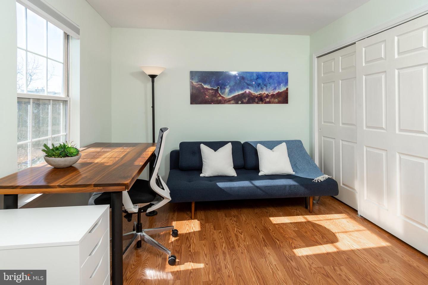 Photo 20 of 26 of 65 E Shrewsbury Pl townhome
