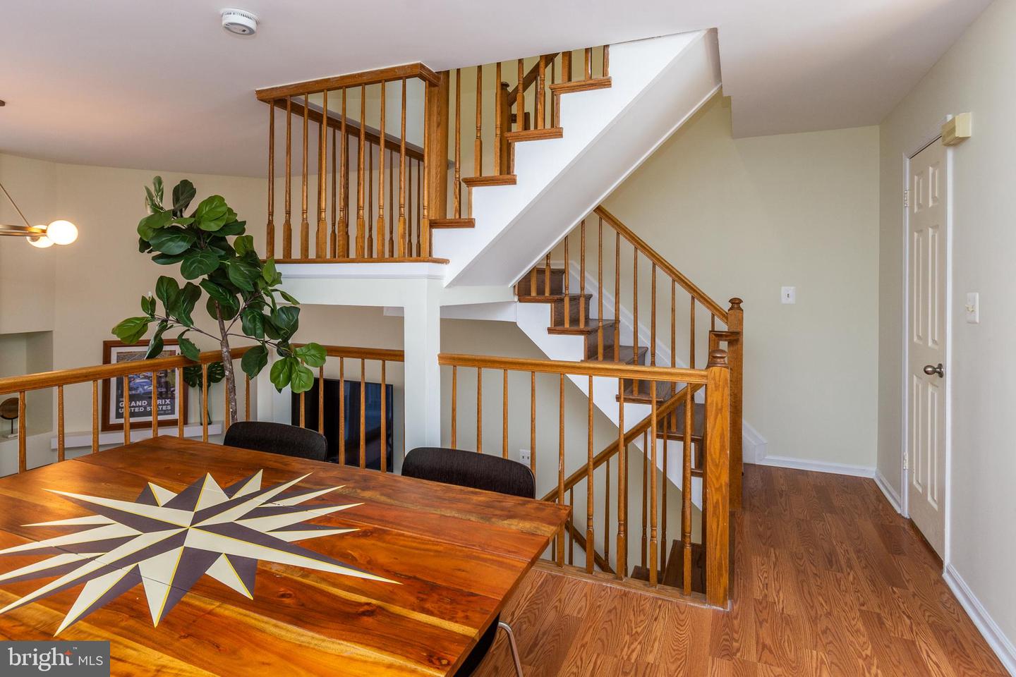 Photo 12 of 26 of 65 E Shrewsbury Pl townhome