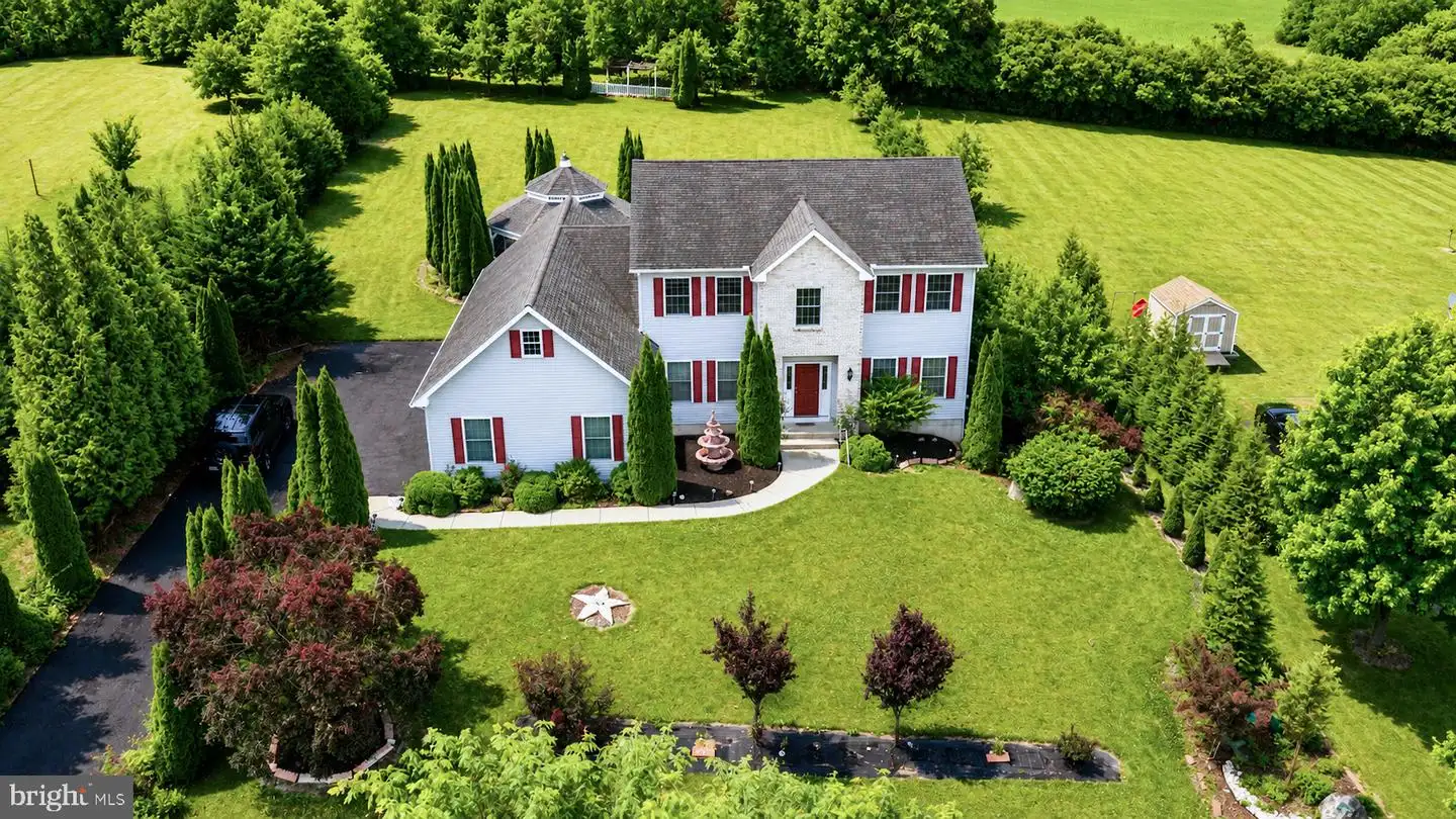 2760 New England Drive, Nazareth, PA, 18064