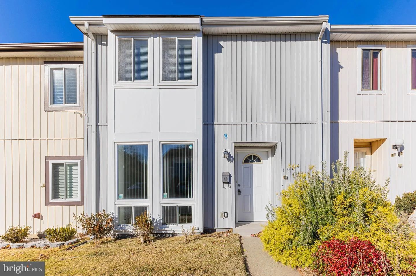 1024 Queens Court