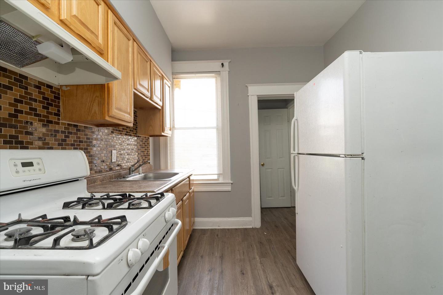 Photo 13 of 27 of 3720 Edmondson Ave townhome