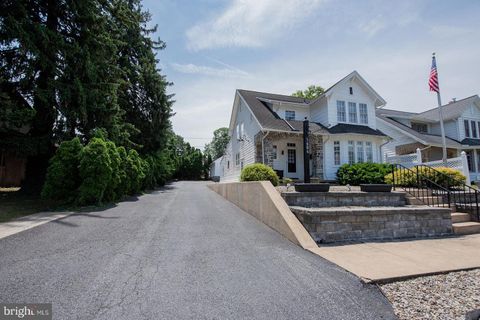 Single Family Residence in Lancaster PA 1604 Columbia AVENUE.jpg