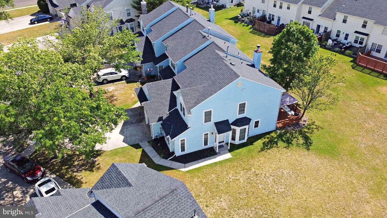 Photo 6 of 58 of 1147 Shamrock Way townhome