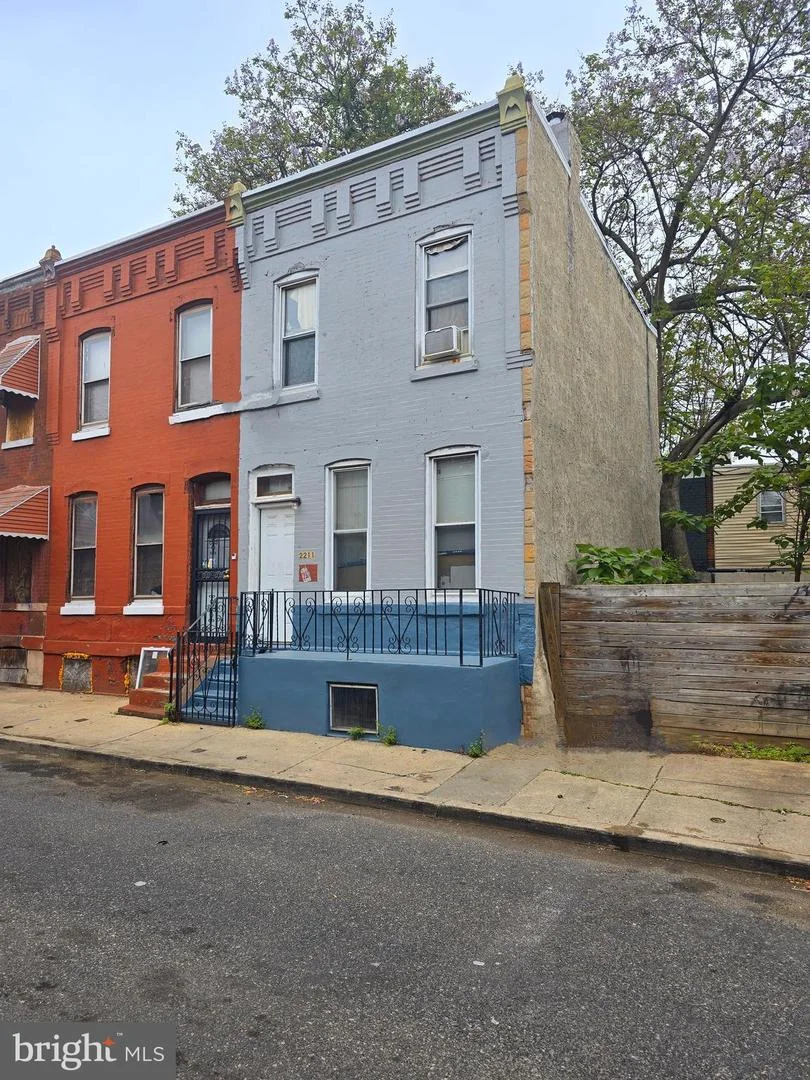 2211 N Gratz Street