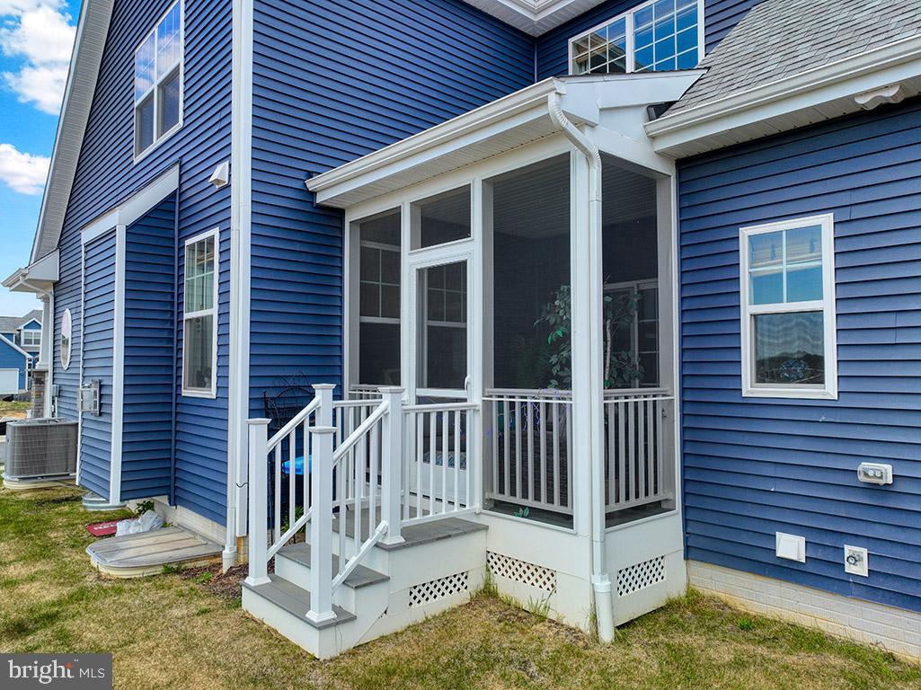 Photo 24 of 50 of 216 Hay St townhome
