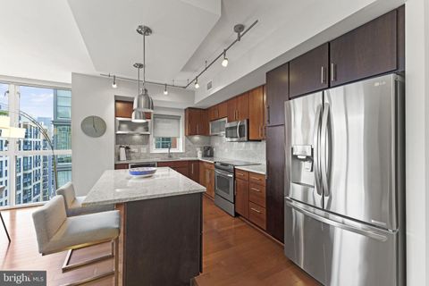 Condominium in Washington DC 1025 1st STREET 3.jpg