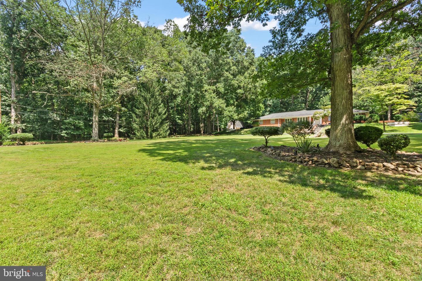 Photo 8 of 113 of 1604 Ironside Rd house