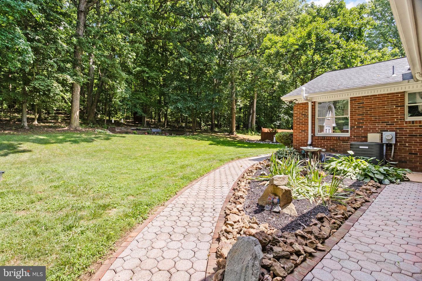 Photo 84 of 113 of 1604 Ironside Rd house