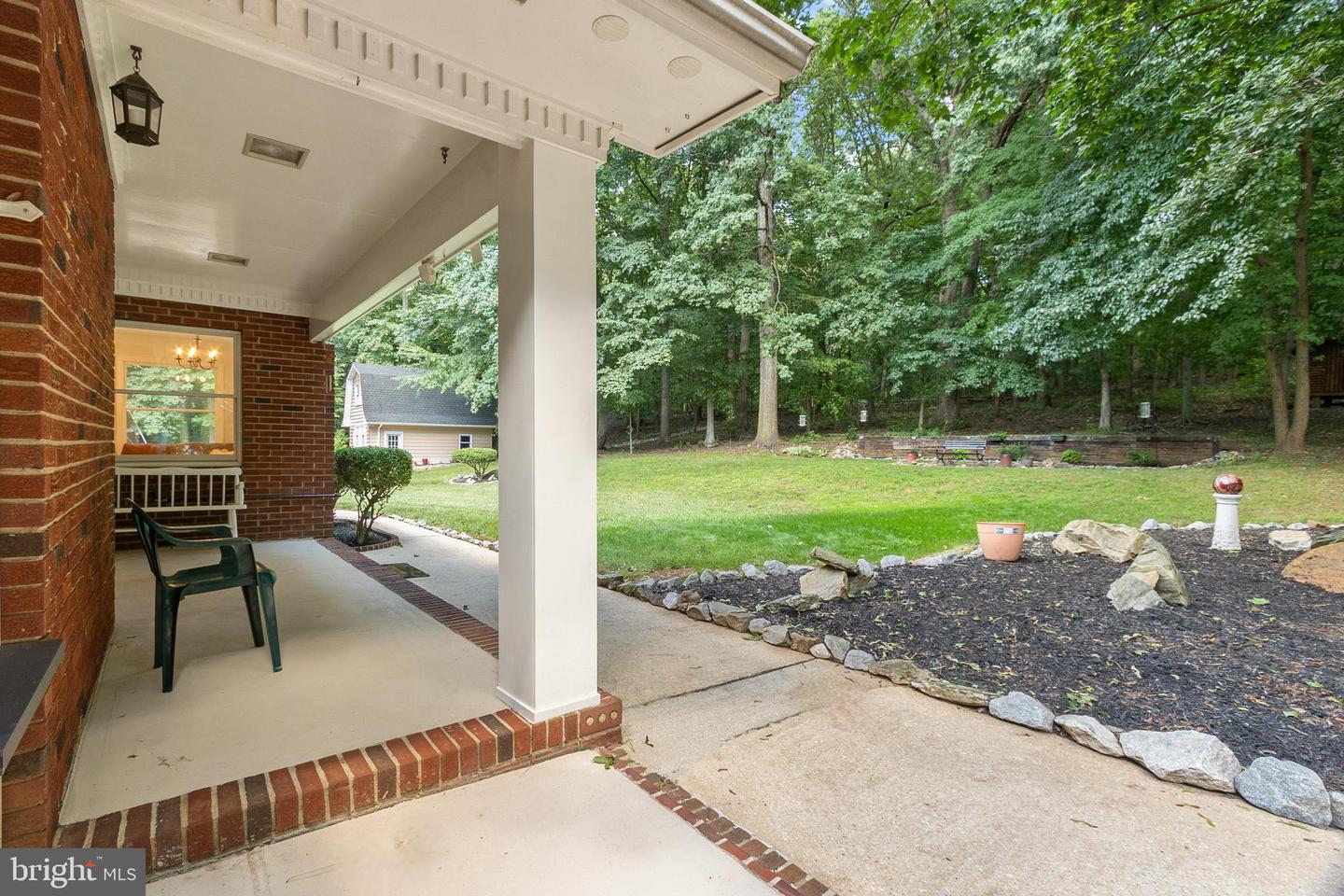 Photo 95 of 113 of 1604 Ironside Rd house