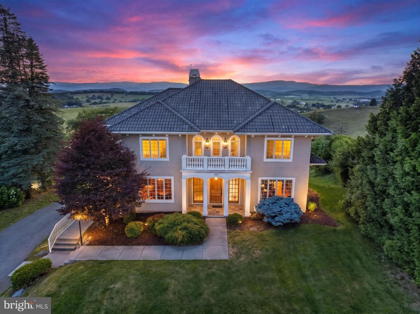 957 Summit Avenue, Harrisonburg, VA, 22802