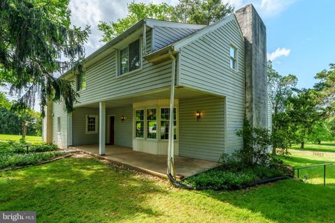 Single Family Residence in Conestoga PA 46 Chestnut Grove ROAD.jpg