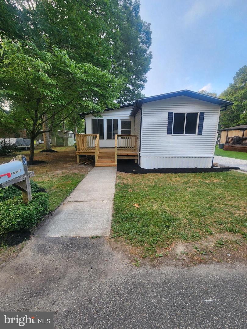 Photo 2 of 17 of 3 Donald Pl mobile home