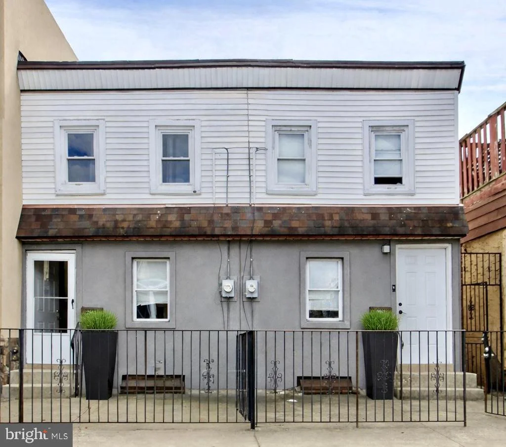 2963-65 Cedar Street