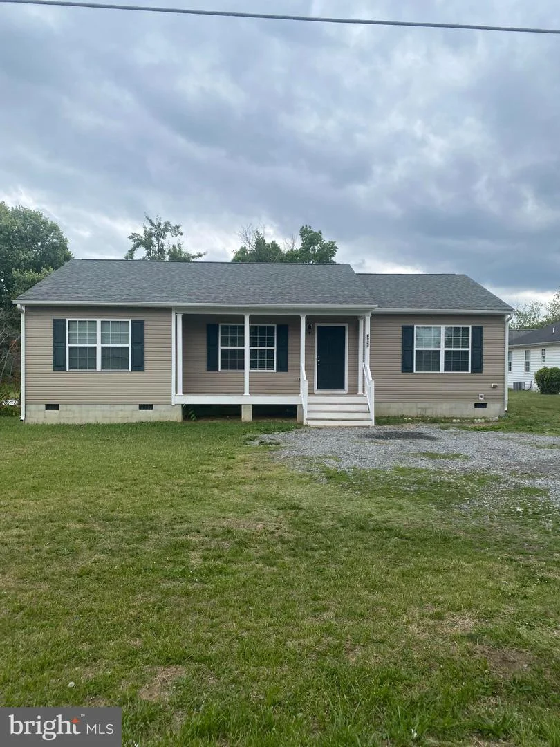 6338 Old Plank Road