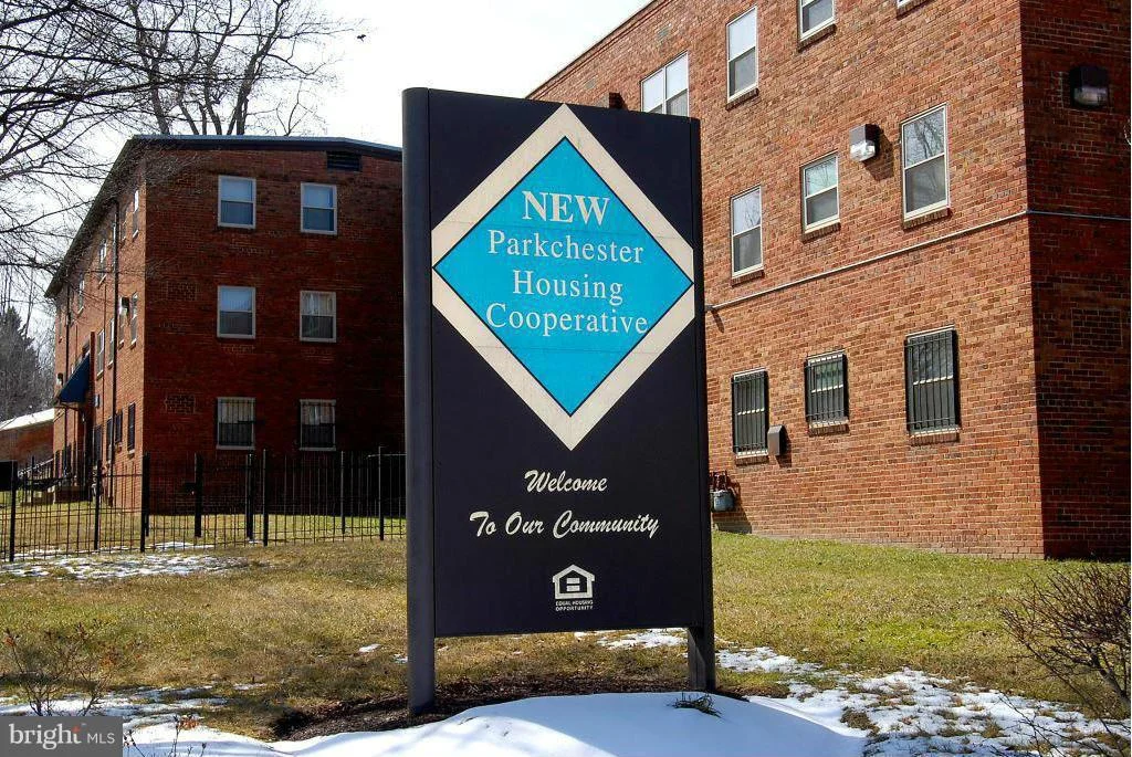 2642 Birney Place SE Unit 202