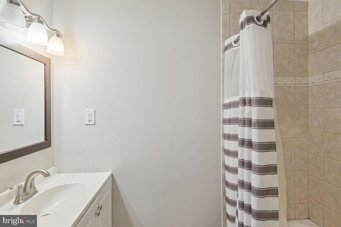 Photo 12 of 15 of 7010 Cipriano Woods Ct townhome