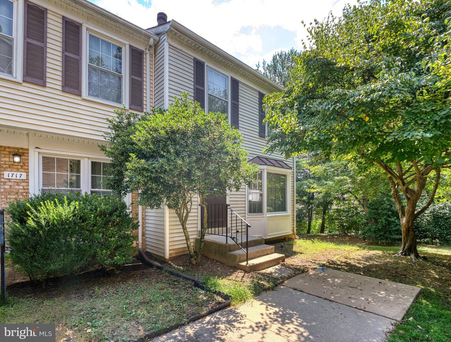 View Gaithersburg, MD 20879 townhome