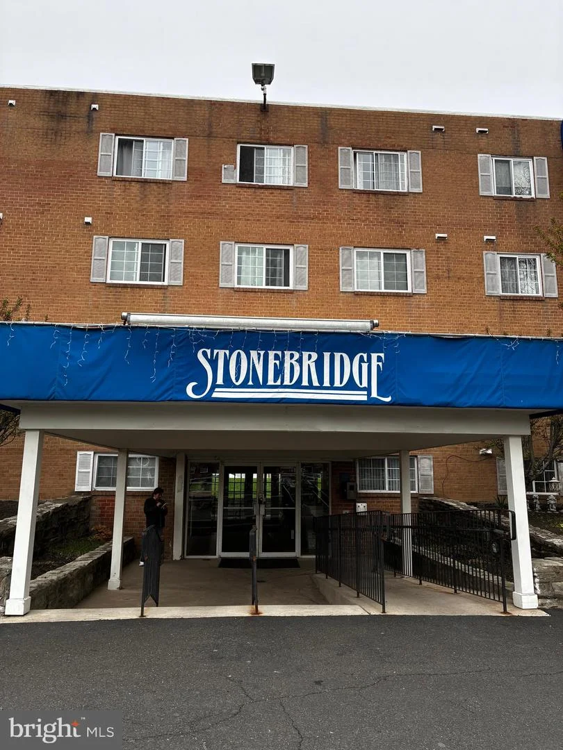 300 Byberry Road Unit 318